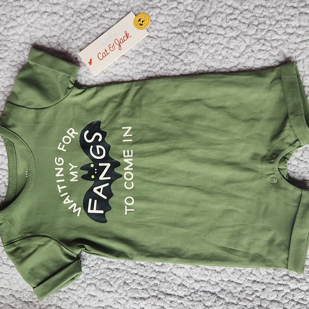 Cat & Jack Baby Unisex 3-6m Halloween Black Bat, olive Greem Bat Fun Outfit Set - Picture 6 of 7